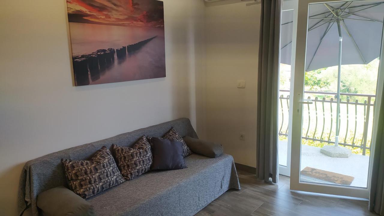 Apartman Greta Sukosan Exterior photo